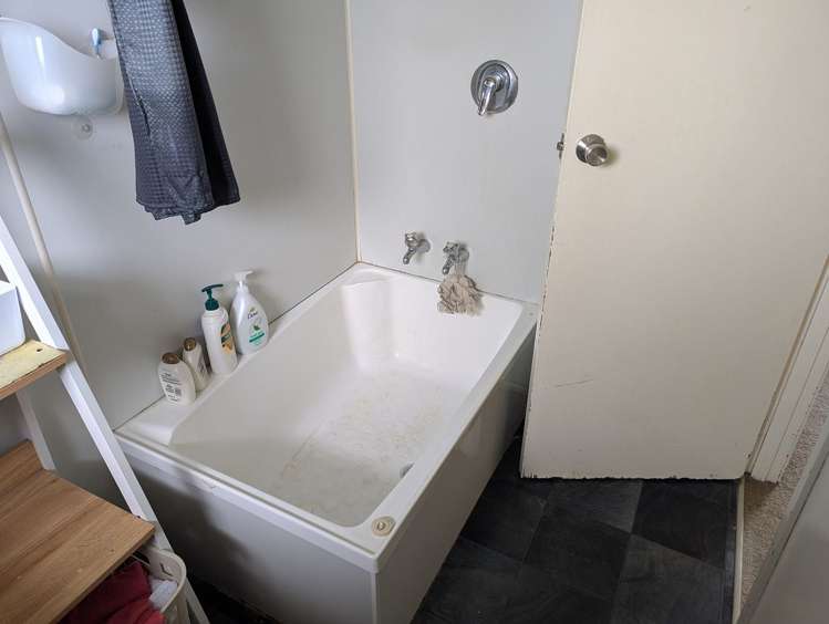 15B Mountain Road Western Heights_12