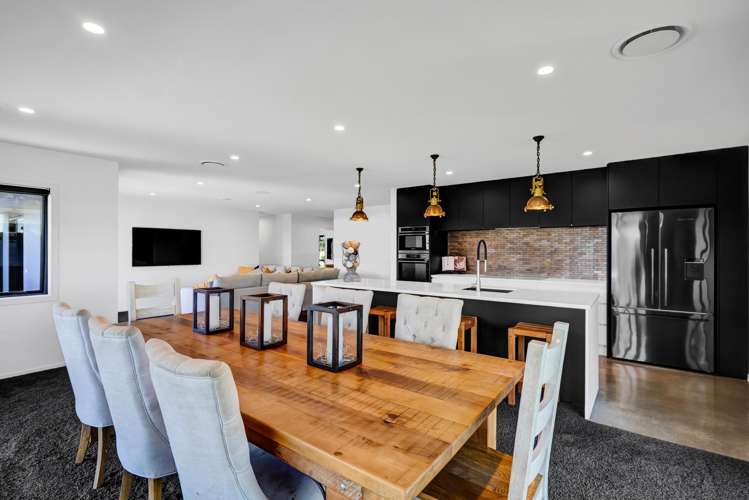 90 Peters Road Egmont Village_8