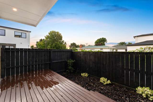 3/21 Peachgrove Road Te Atatu Peninsula_1