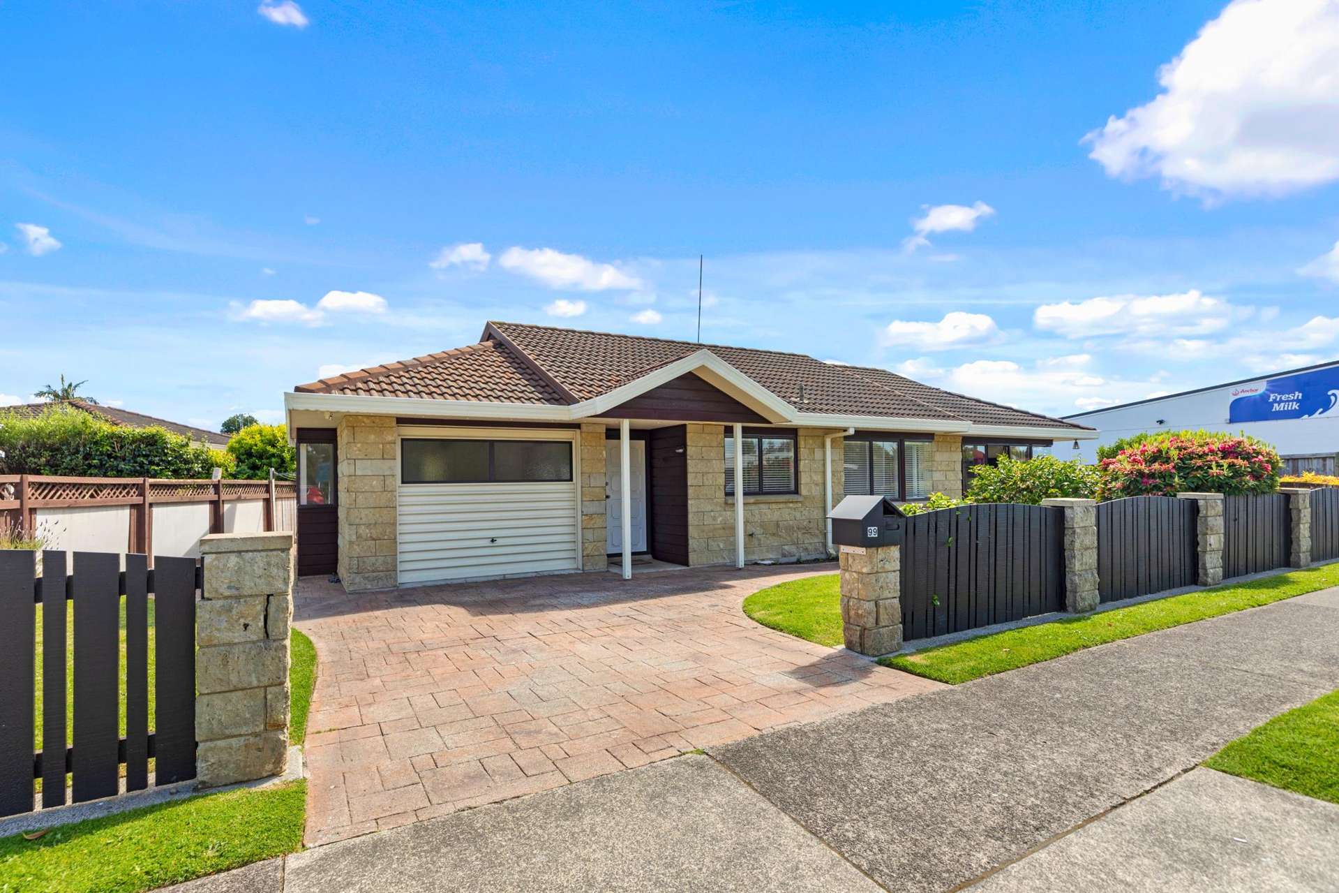 99 Levers Road Matua_0