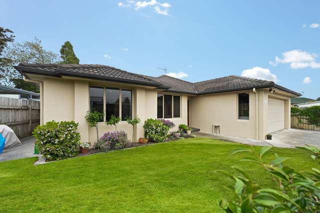 Plaster Over Brick On 533 sqm Section