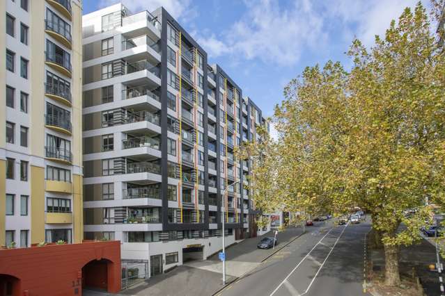 602/5 Howe Street Freemans Bay_1