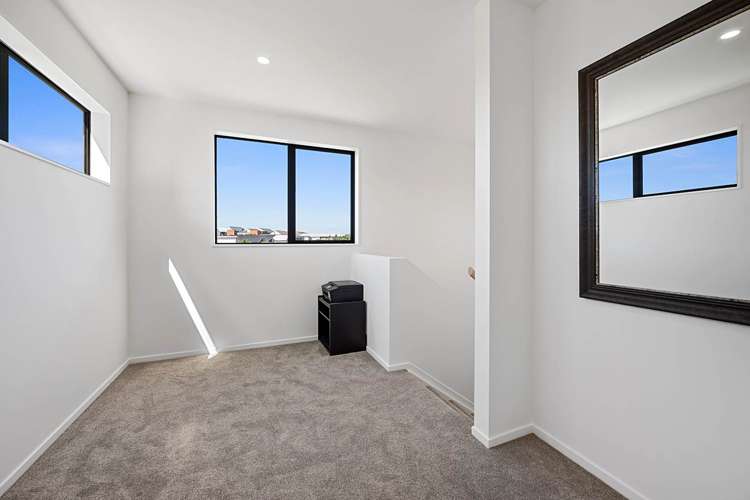 91 Joshua Carder Drive Hobsonville_21