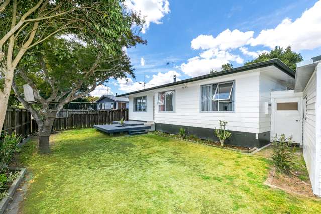 49 Karen Crescent Dinsdale_2