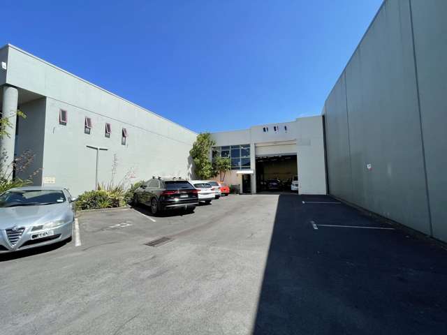 Unit D/4-6 Link Drive Wairau Valley_1