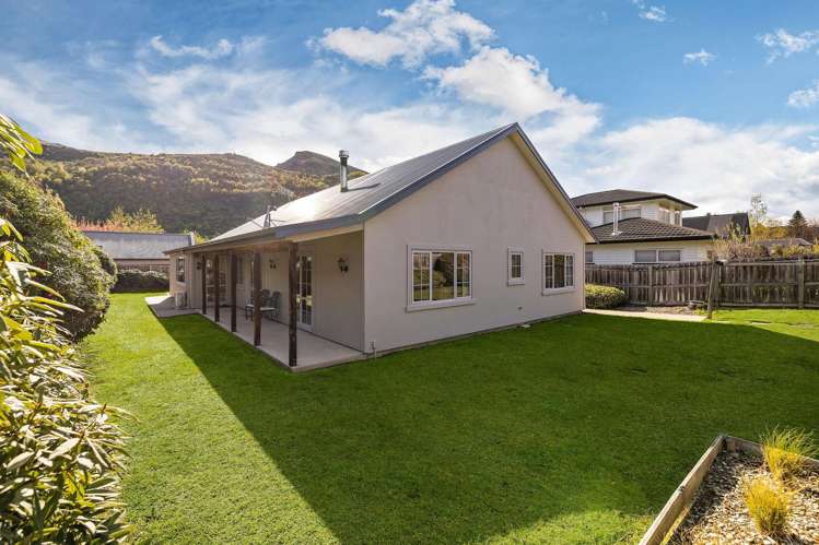 9 Innes Place Arrowtown_4