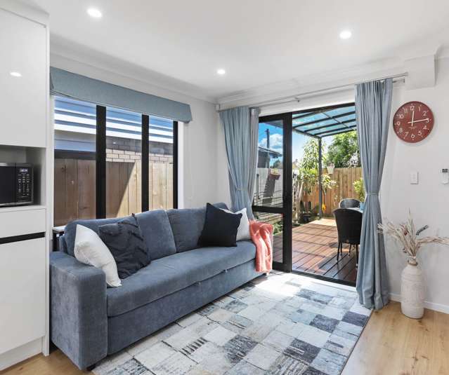 9B Kingdale Road Henderson_2