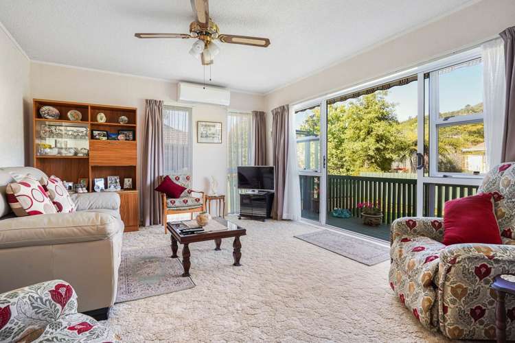 1/4 Carr Street Kamo_5