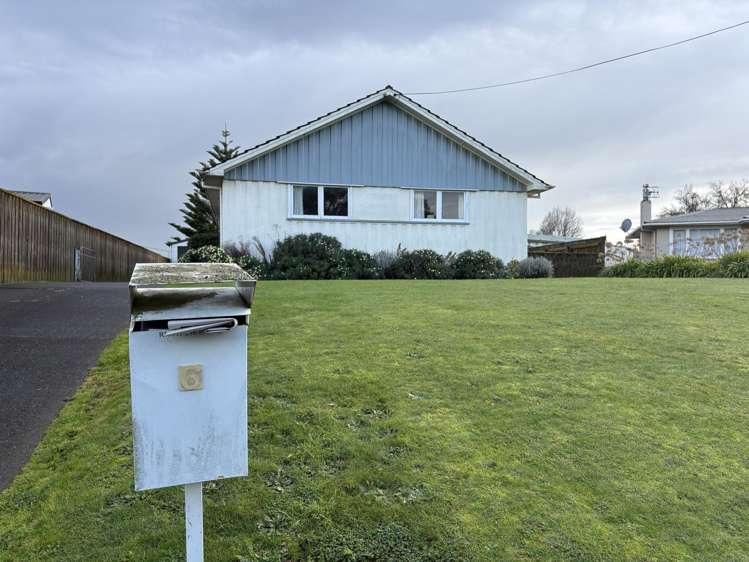 6 Taumaihi Street Bulls_7