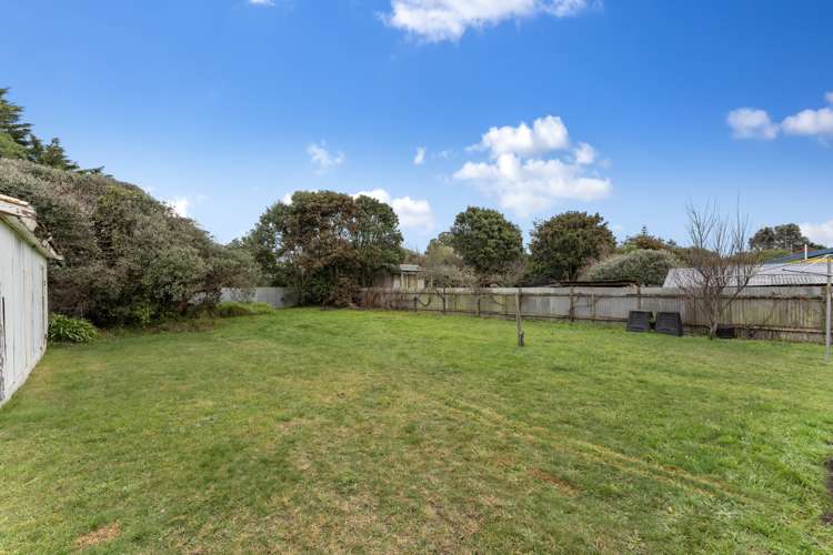 27 Manuka Street Otaki Beach_20