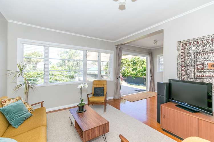 31 Galway Avenue Hamilton East_21