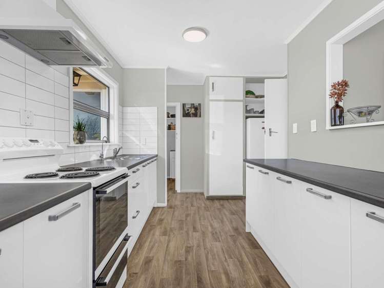 12 Hitchings Avenue Onekawa_12