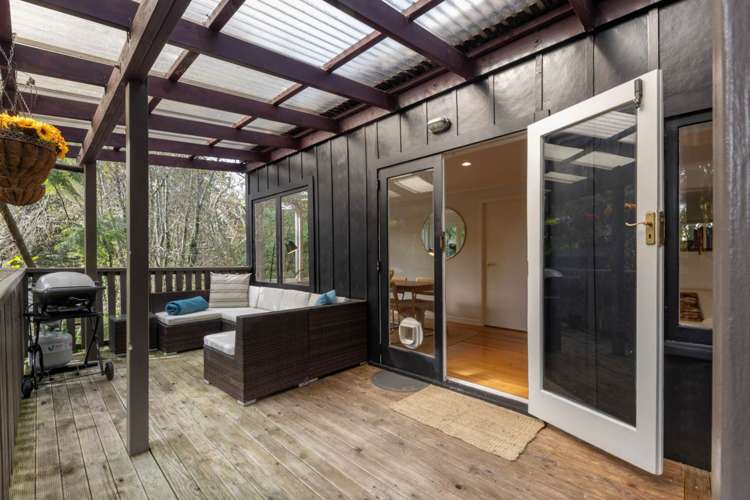 7 Fairmount Road Titirangi_19