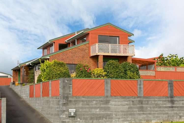 142 Parklands Avenue_0