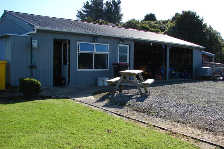 586 Niagara-Waikawa Road Waikawa_8