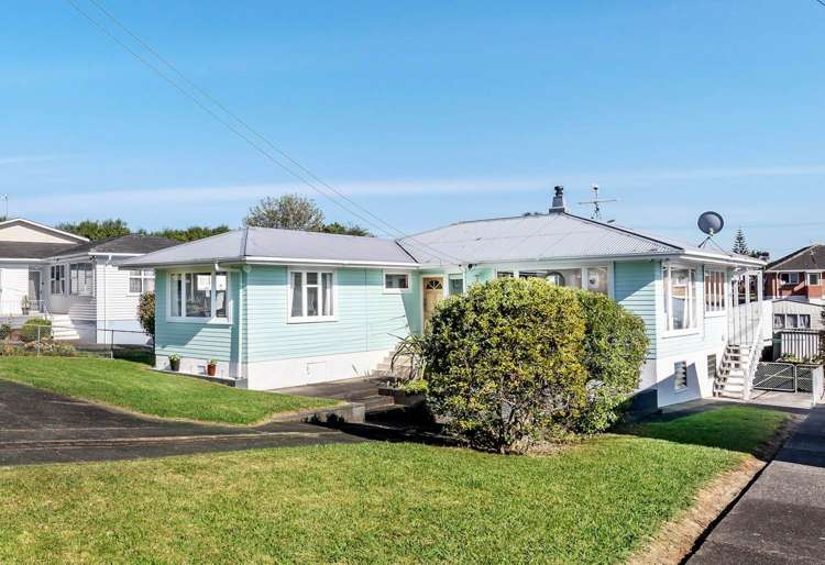 12 Geneva Place Blockhouse Bay_9