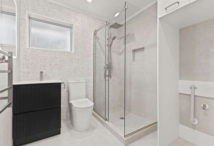 1/25 Alcock Street Mount Wellington_13