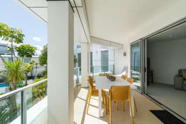 206/136 Marine Parade_4