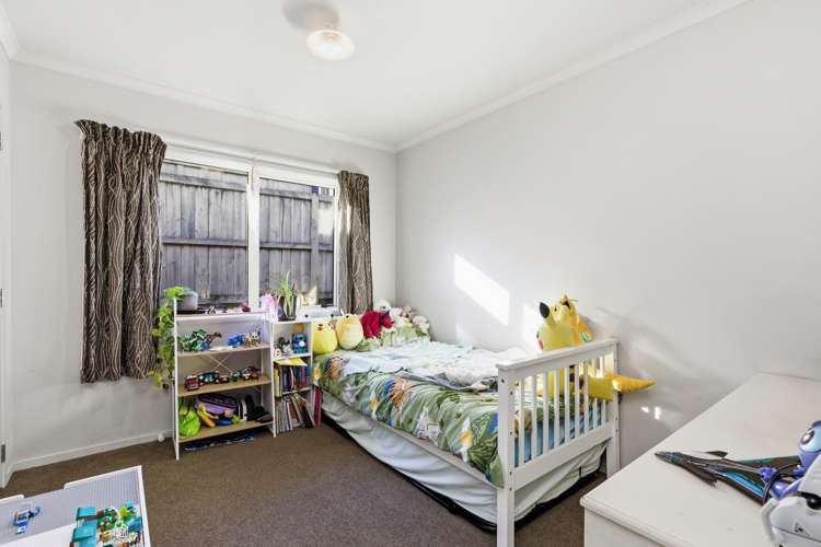 186 / 186a Ballintoy Park Drive Welcome Bay_13