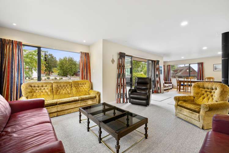 2 Porter Place Castle Hill_2