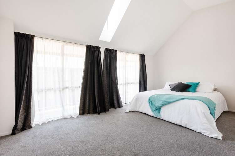 12 Rochdale Way Stoke_10