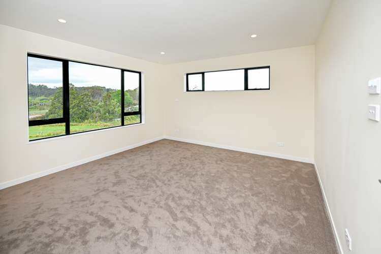 2 Wheki Place Swanson_31