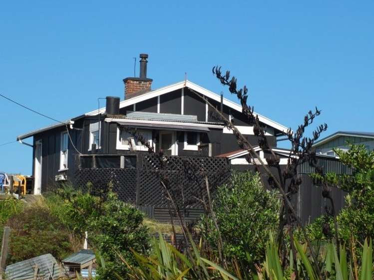 3 Perreau Avenue Foxton Beach_37