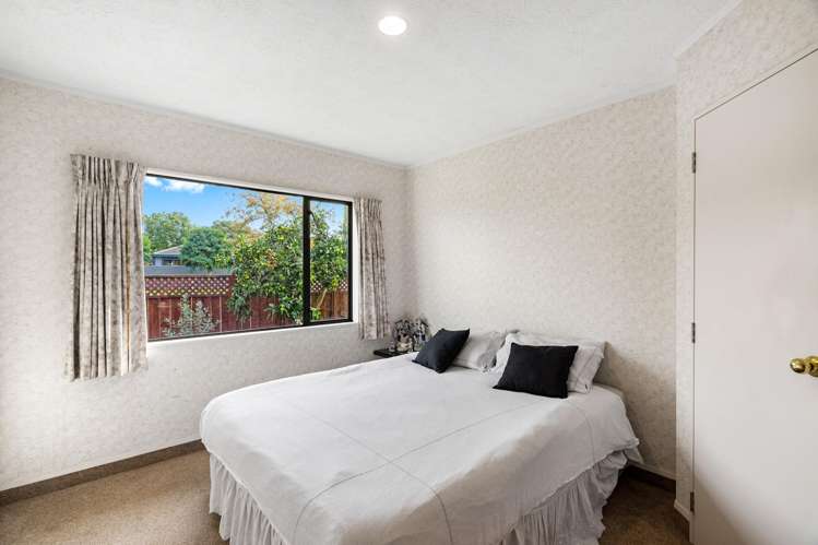 1 Hyatt Grove Greenmeadows_8