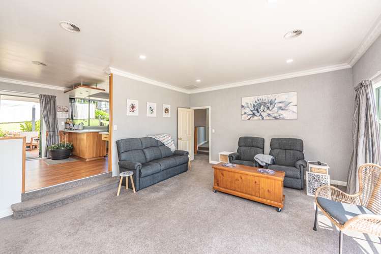 93b Mount View Road Bastia Hill_12