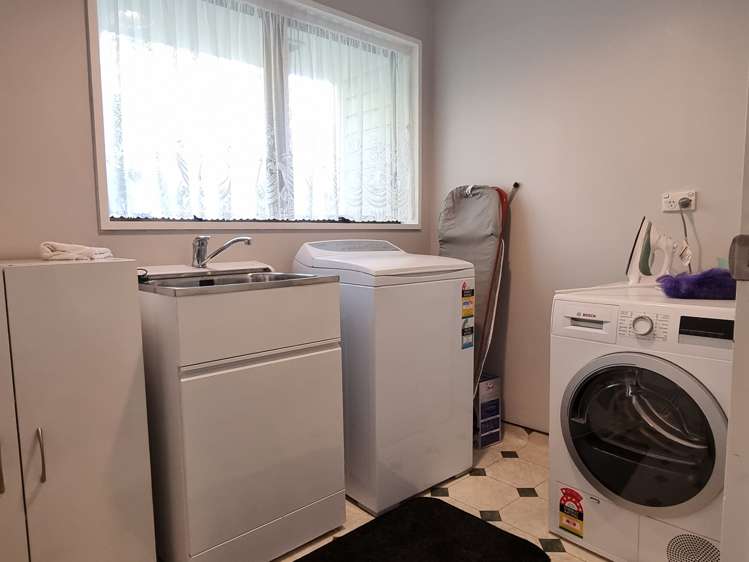 29 Joyce Crescent Greymouth_10