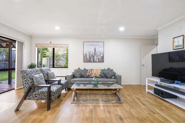 7 Chard Place Flat Bush_12