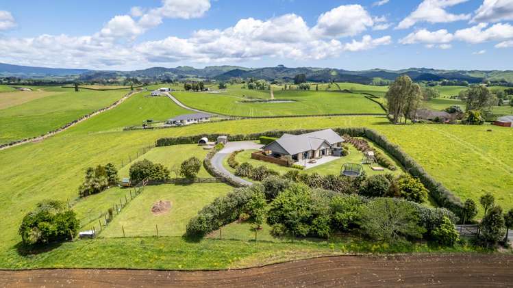 83 Maisey Road Ngahinapouri_19