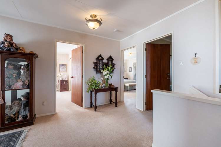 27 Selkirk Street Roslyn_16