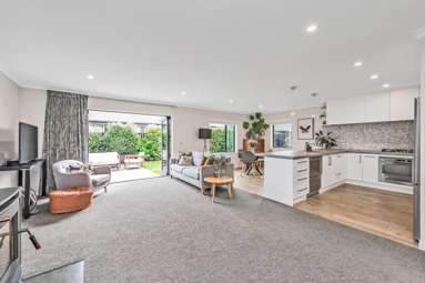 53 Masefield Drive_2