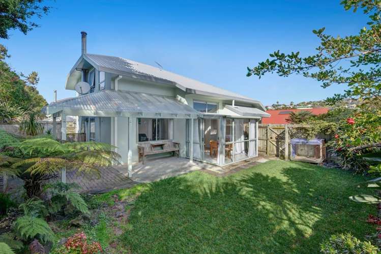 69 Donald Street Stanmore Bay_9