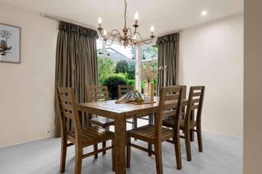 9 Harrowfield Drive_4