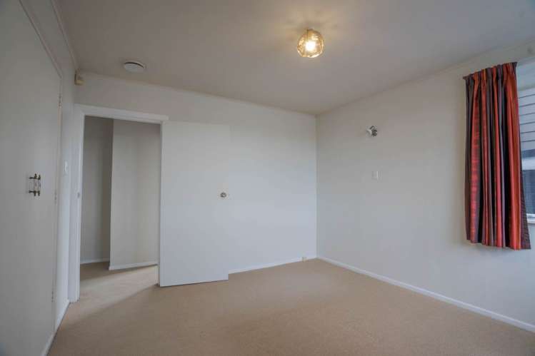 85 Titirangi Road New Lynn_5