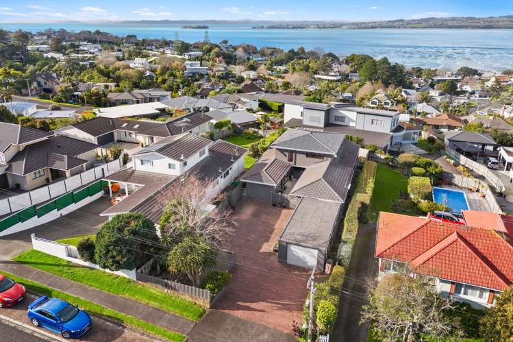 32 Churchill Road Cockle Bay_36