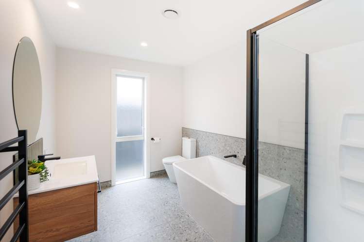 72 Freedom Drive Kelvin Grove_23