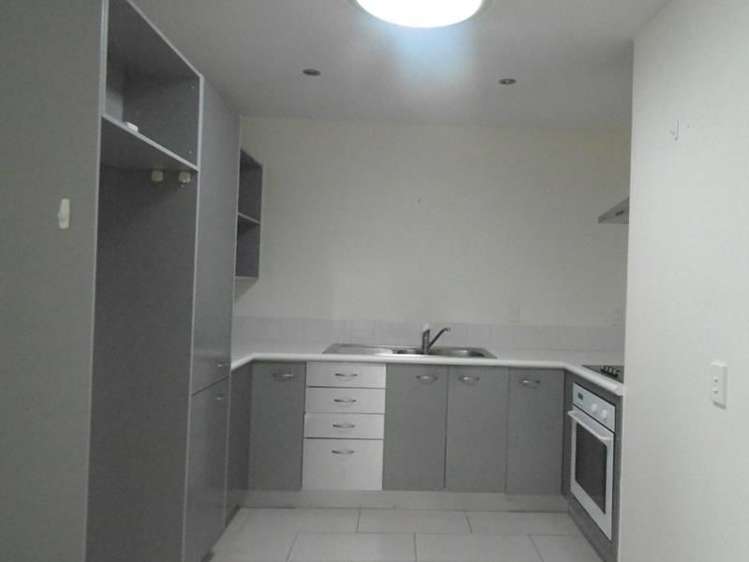 2i/86a Rockfield Road Penrose_4