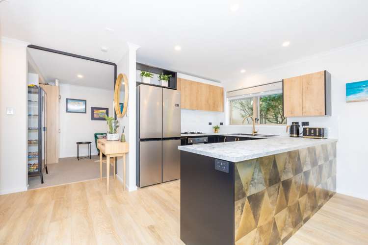 21 West Hoe Heights Orewa_7