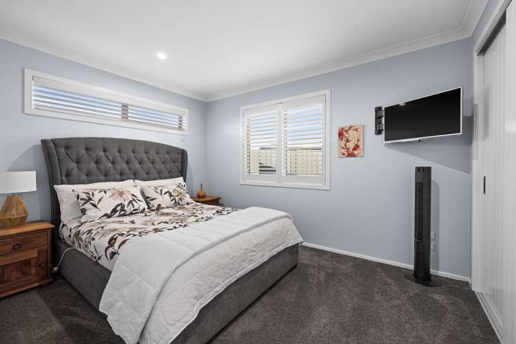 12 Horton Close Frimley_23