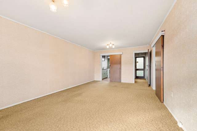 52d Whites Line West Woburn_4