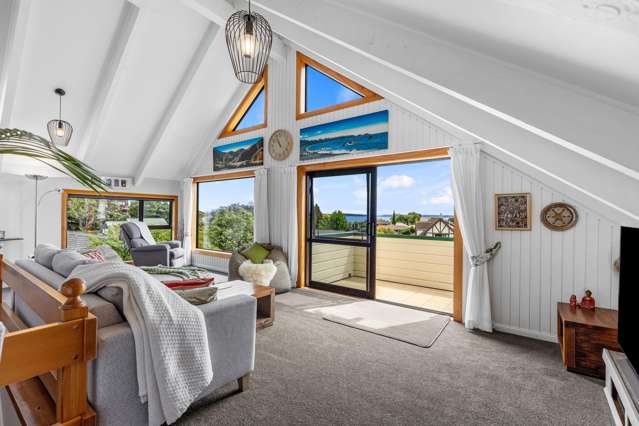 Substantial family home with stunning views!