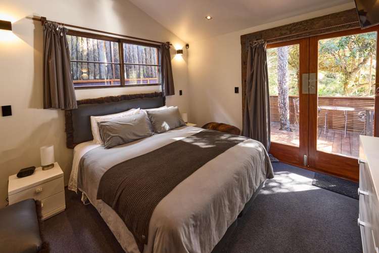 33 Kohu Road Titirangi_19