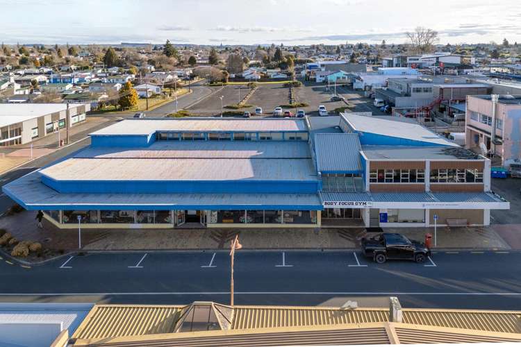 227-289 Mannering Street_0