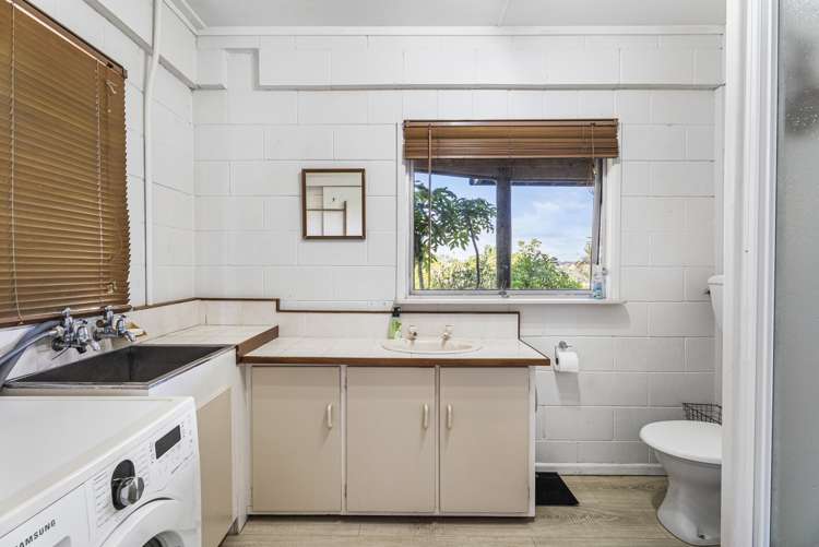785 Whangaparaoa Road Manly_27
