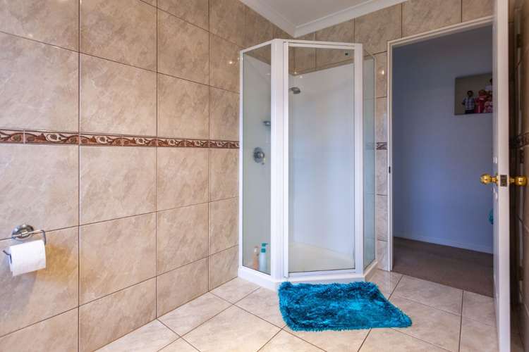 102 Whitby Place Whangamata_16