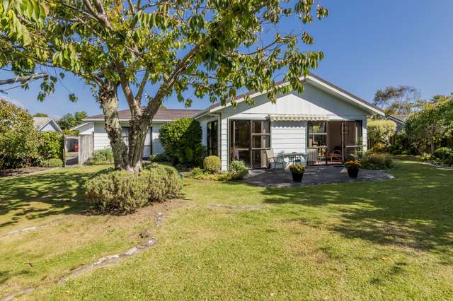 22 Rosebank Grove Waikanae_1