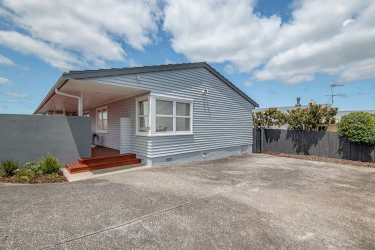 1/32a Howard Road Northcote_18